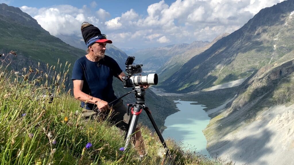 Moodbild Dokumentarfilm „Requiem in Weiß – Das würdelose Sterben unserer Gletscher“ von Harry Putz