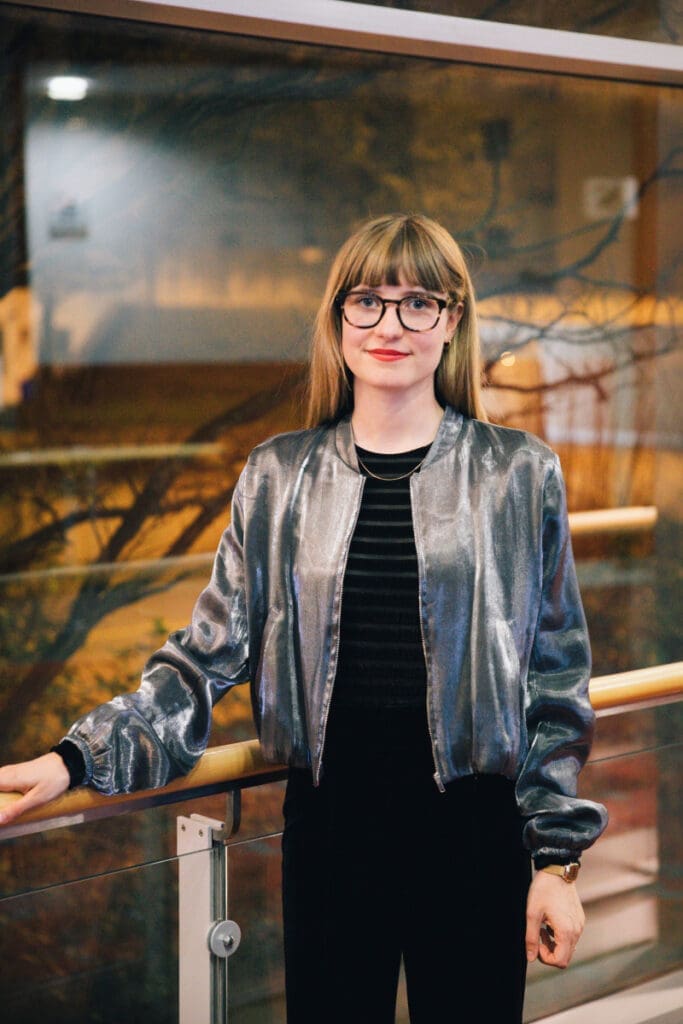 Olga Kosanović und „Noch lange keine Lipizzaner“ – ab 12.9.2025 im Kino.