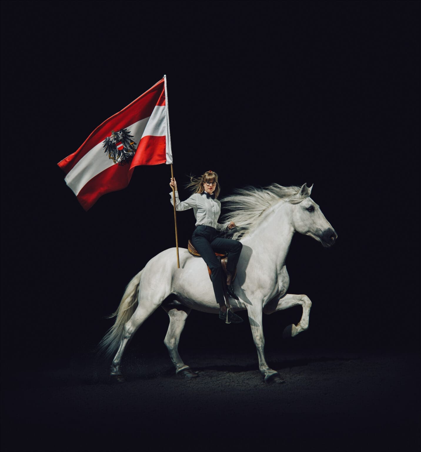 Olga Kosanović und „Noch lange keine Lipizzaner“ – ab 12.9.2025 im Kino.