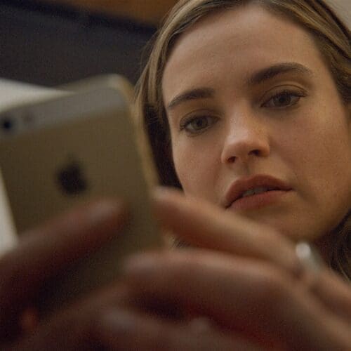 Movie-Still aus "Swiped" mit Lily James