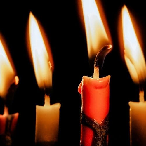 Gedenkfeier Novemberpogrome „Der ferne Klang“ im Theater Nestroyhof in Wien