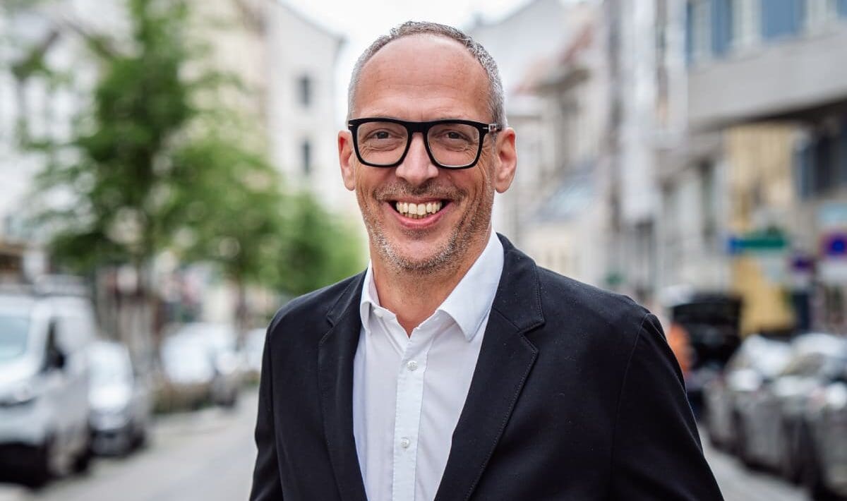 Christoph Mayer ist Schuhmacher und Geschäftsführer von Think!