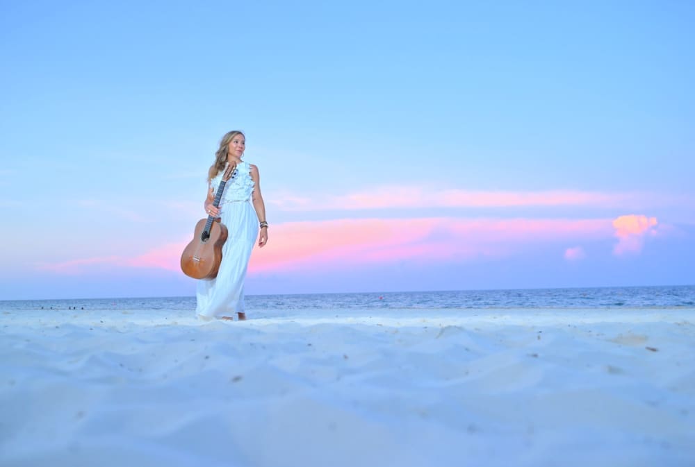 Album "Amistad" von Julia Malischnig