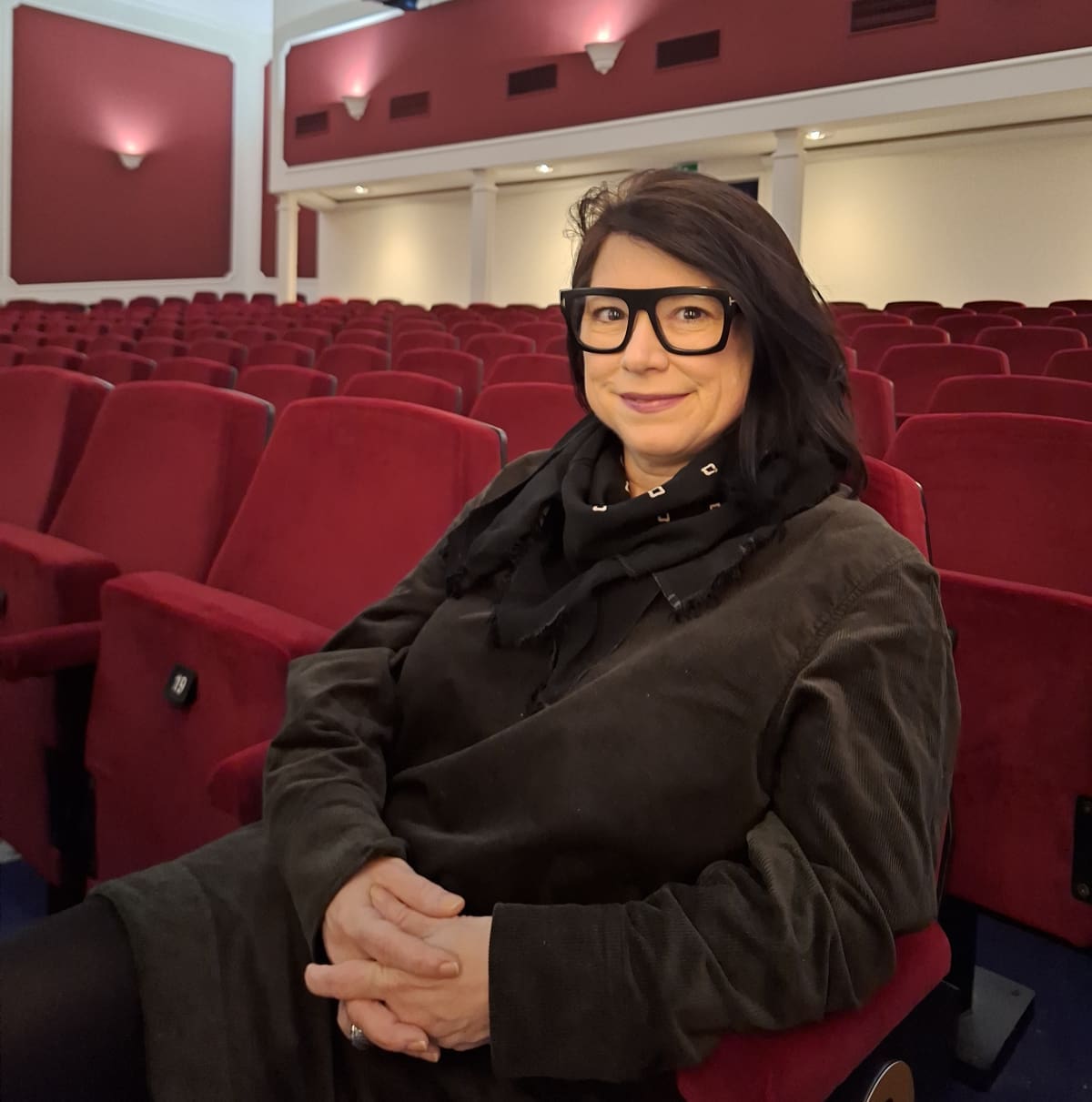 Claudia Rohnefeld übernimmt das Gloria Theater: Am 10. März 2026 feiert das Boulevardhaus in Wien-Floridsdorf Neueröffnung. Das funk tank-Interview dazu.