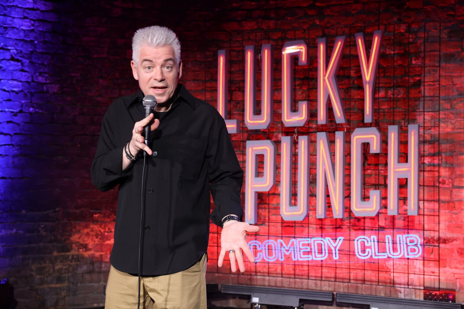 Mit dem Lucky Punch Comedy Club hat Michael Mittermeier unter dem Café Prückel eine neue Bühne für Stand-up-Comedy in Wien eröffnet