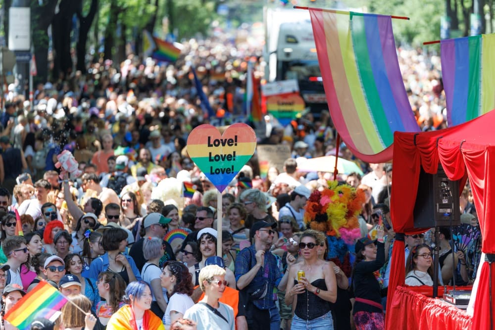 Moodbild Pride Month 2026